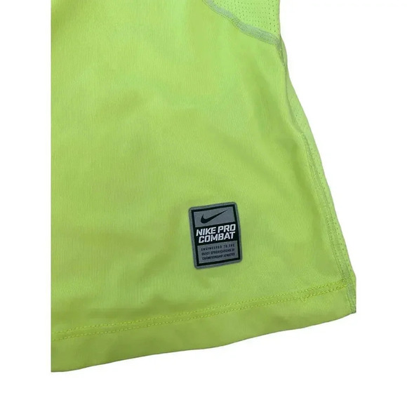 Nike Pro Combat Men's Green Short Sleeve Crew Neck Dri-Fit T-Shirt Size Large - Picture 2 of 4